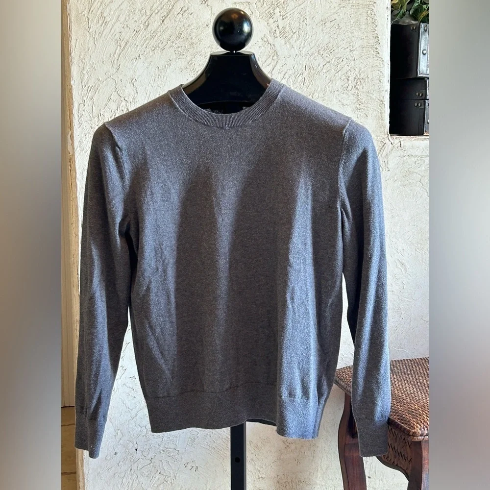 Banana Republic Men’s Sweater Small
